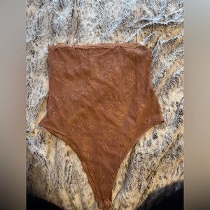 SHEER LACE BODYSUIT